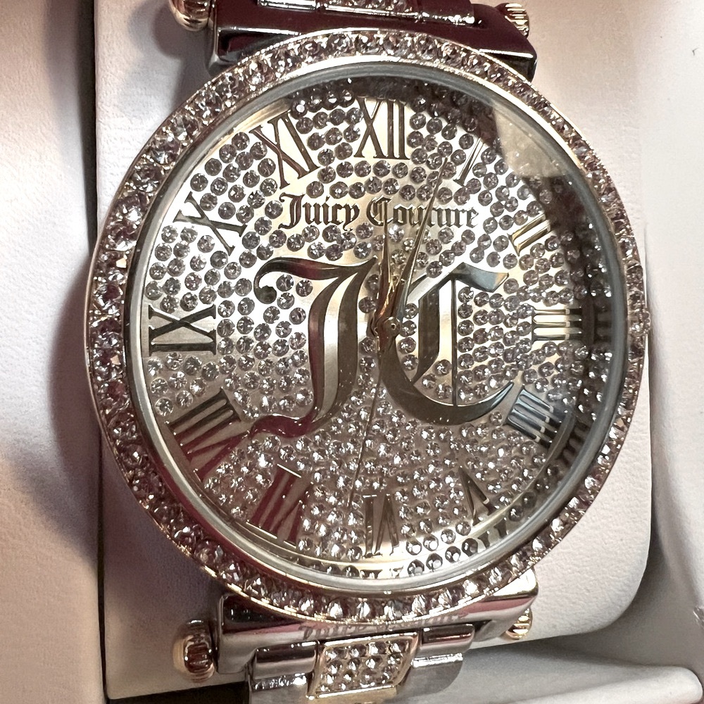 Juicy Couture Los Angeles NWT Amazing Juicy Bling Silver & Gold Tone Link Watch